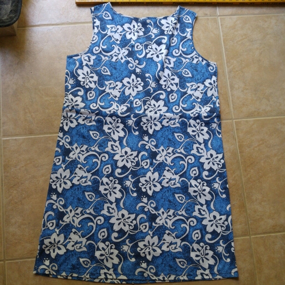 NWOT.Basic Editions - Picture 7 of 8